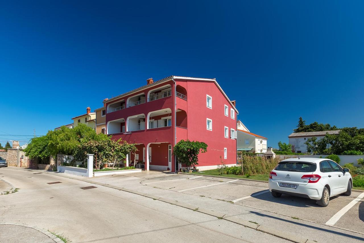Apartments Boris 771 Fažana Exterior foto